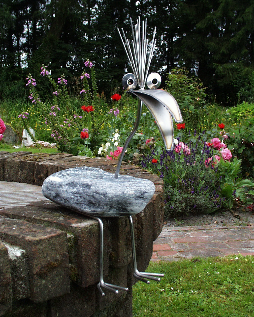 Kantenhocker Steinvogel Edelstahl Franz zur Deko für Garten, Terrasse, Balkon und Wohnung Nirosta Harry Tiedemann Design